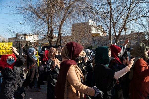 Afghan women protesting Dec 2022