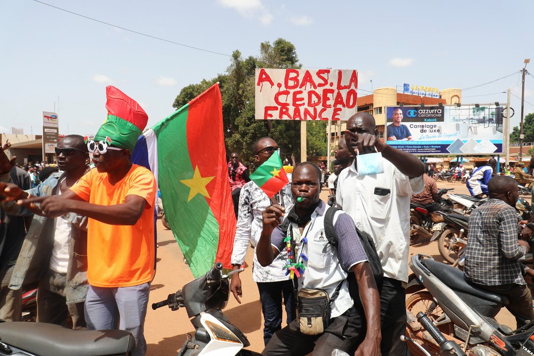 Demonstrators in Burkina Faso protest France and ECOWAS while