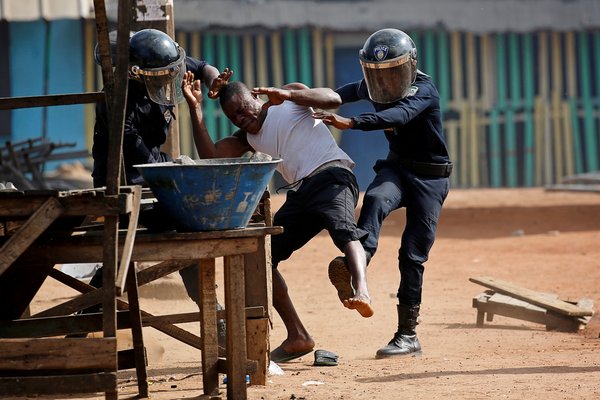 Cote d'Ivoire_police arrest protester Aug 2020