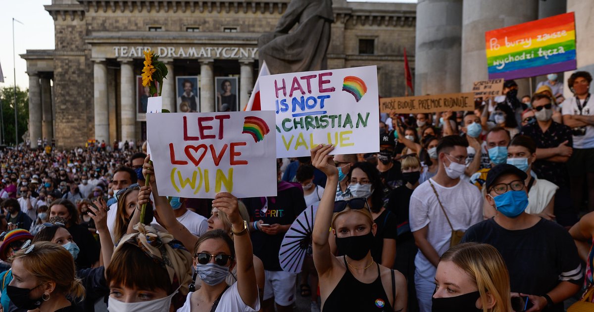 Crackdown On Lgbti Rights Continues Feminists Protest Over Withdrawal From Domestic Violence 6868