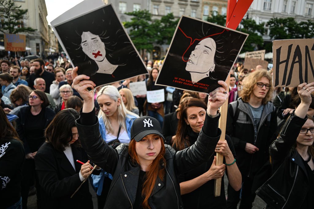 All pregnant women are in danger': protests in Poland after expectant  mother dies in hospital, Global development