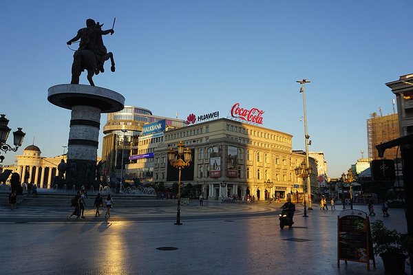 Macedonia_Square,_Skopje_(50383681166)