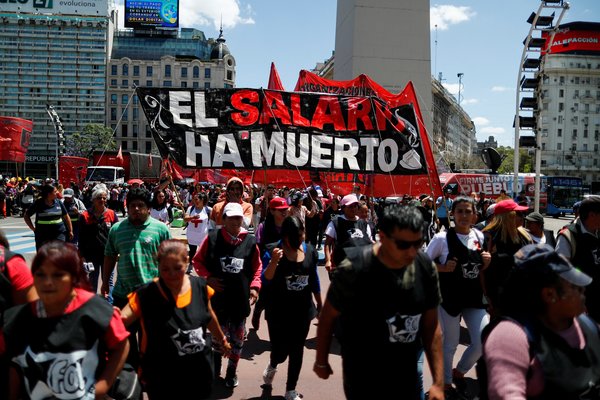 Argentina - protest wages