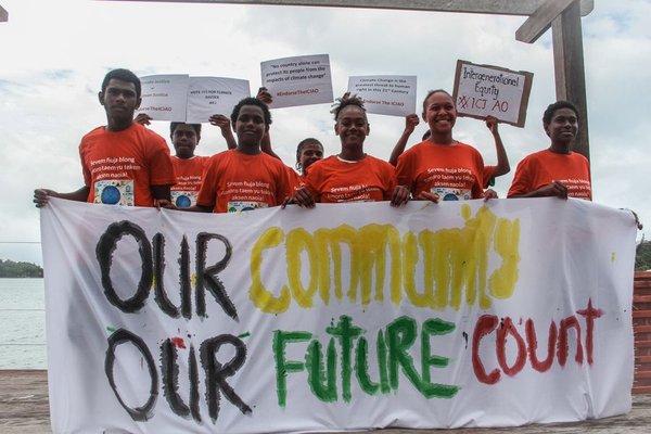 Vanuatu children march Sept 2022
